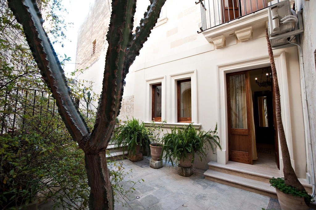 Le Antiche Mura Lecce Exteriör bild